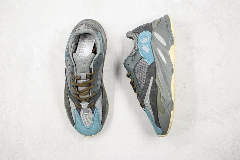 Yeezy 700 teal blue fake shoes and sneakers to buy (3)